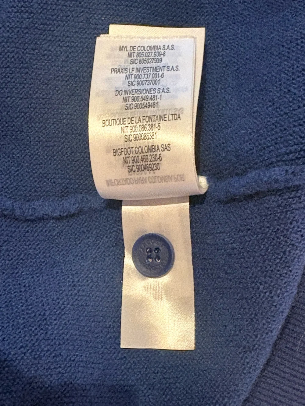 Lacoste Men's Navy Blue V-Neck Cardigan